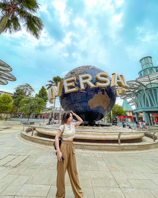 the entrance of Universal Studios Singapore